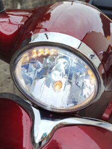 MEL-rot-bestes-elektromotorrad-2026-licht-led